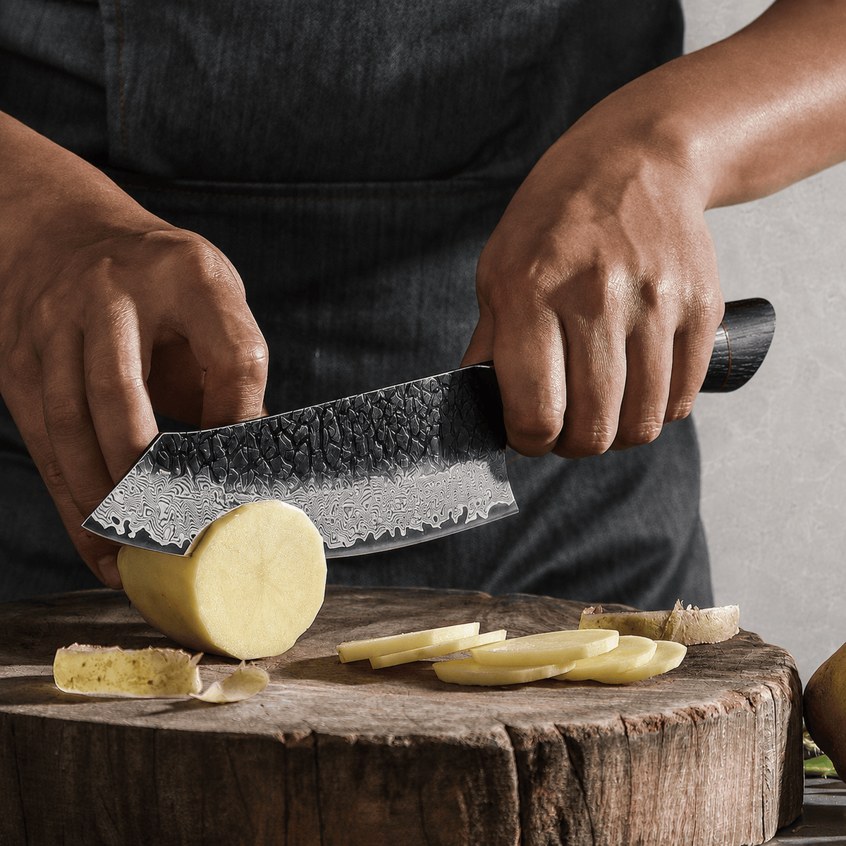Meito Knives Kogarashi - Santoku Knife Damascus 7.5"